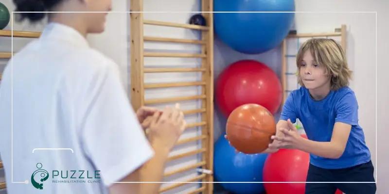 فلج مغزی دیس کینتیک چیست - کلینیک پازل